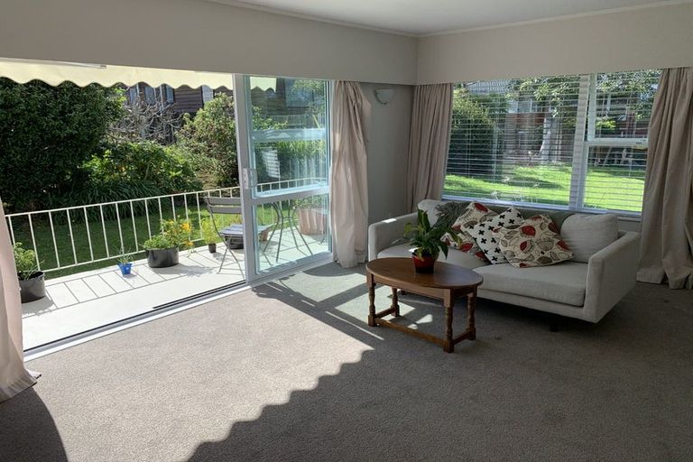 Photo of property in 3/21 Waterloo Road, Milford, Auckland, 0620