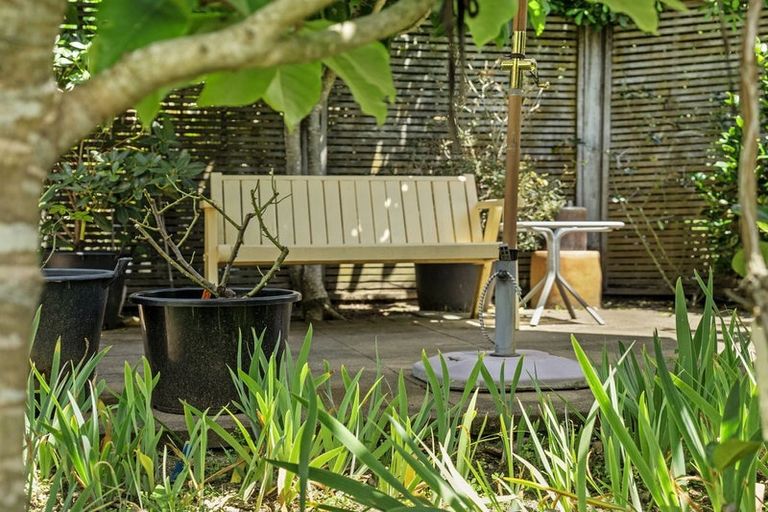 Photo of property in 250 Castlewold Drive, Bethlehem, Tauranga, 3110