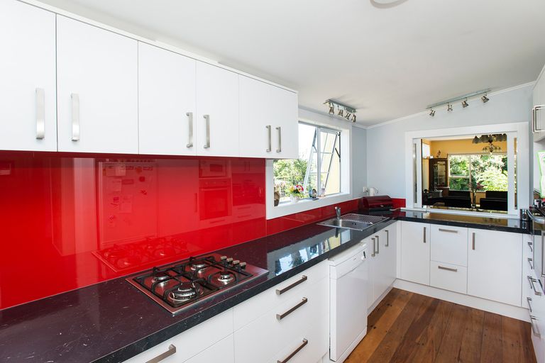 Photo of property in 7 Whitmore Road, Ormond, Gisborne, 4071