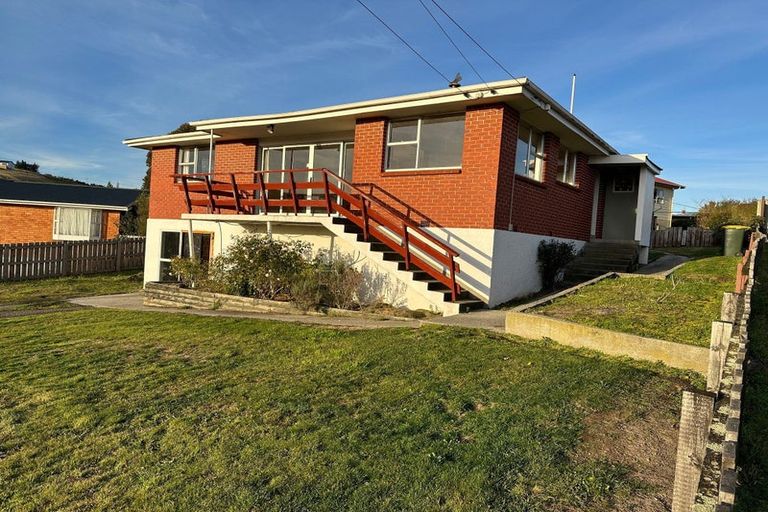 Photo of property in 12 Cambridge Street, Balclutha, 9230