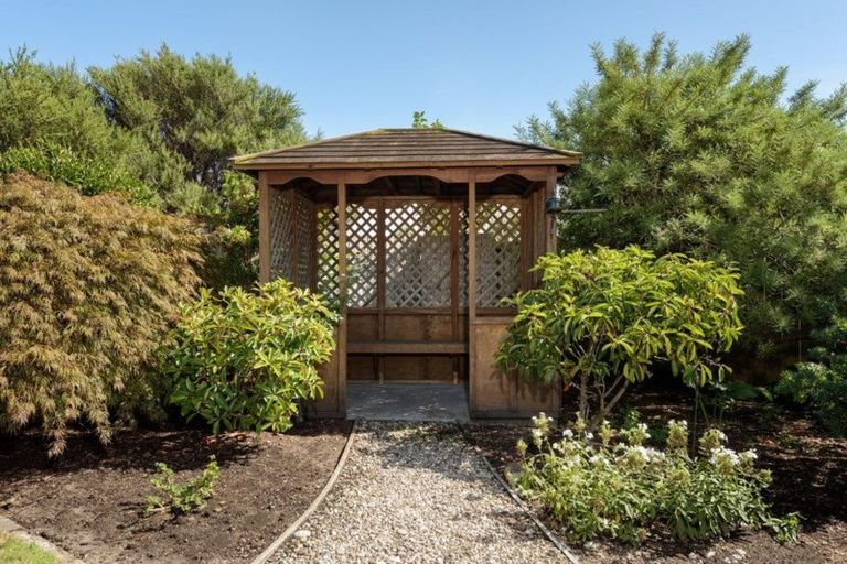 Photo of property in 7 Donelle Place, Te Puke, 3119