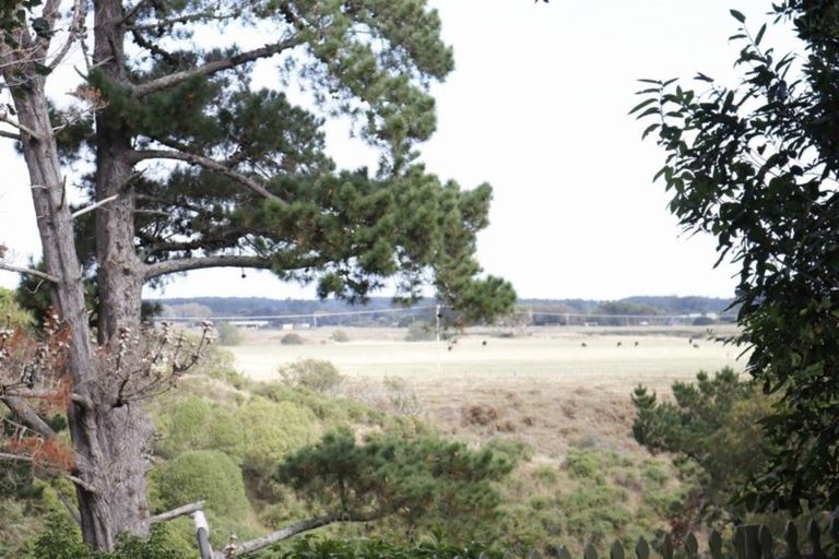 Photo of property in 1 East Way, Durie Hill, Whanganui, 4500