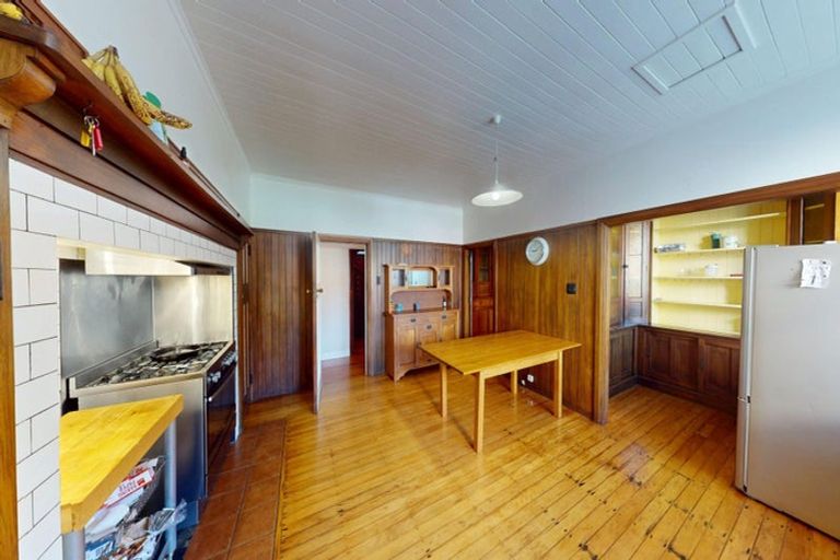 Photo of property in Arlesford House, 202 State Highway 3, Westmere, Whanganui, 4574