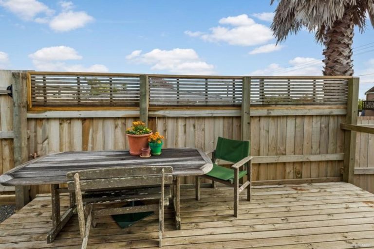 Photo of property in 286a Rangatira Road, Beach Haven, Auckland, 0626