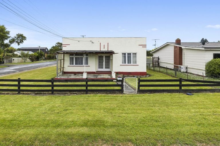 Photo of property in 129 Beach Street, Waikouaiti, 9510