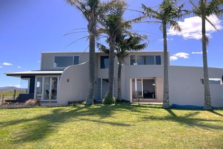 Photo of property in 43 Cullen Street, Mangawhai Heads, Mangawhai, 0505