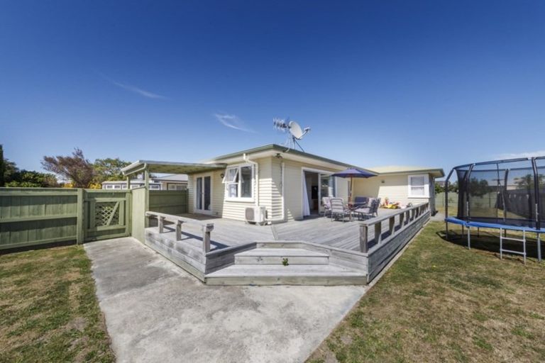 Photo of property in 6 Karamea Crescent, Kelvin Grove, Palmerston North, 4414