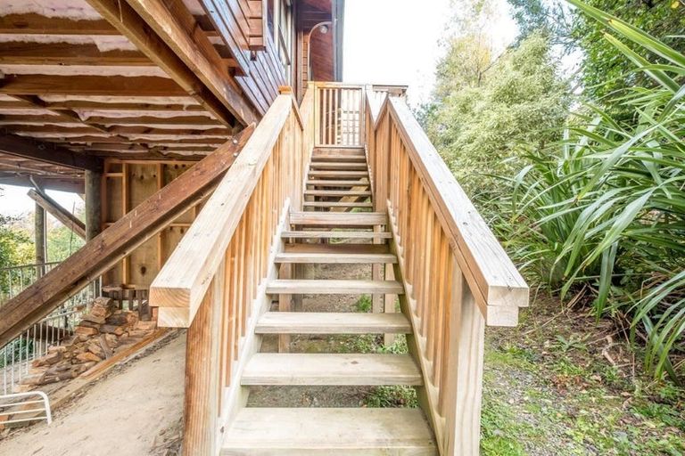 Photo of property in 16 Chalet Crescent, Hanmer Springs, 7334