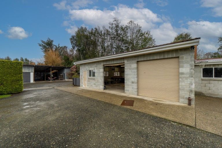Photo of property in 65 Wallacetown Lorneville Highway, Lorneville, Invercargill, 9874