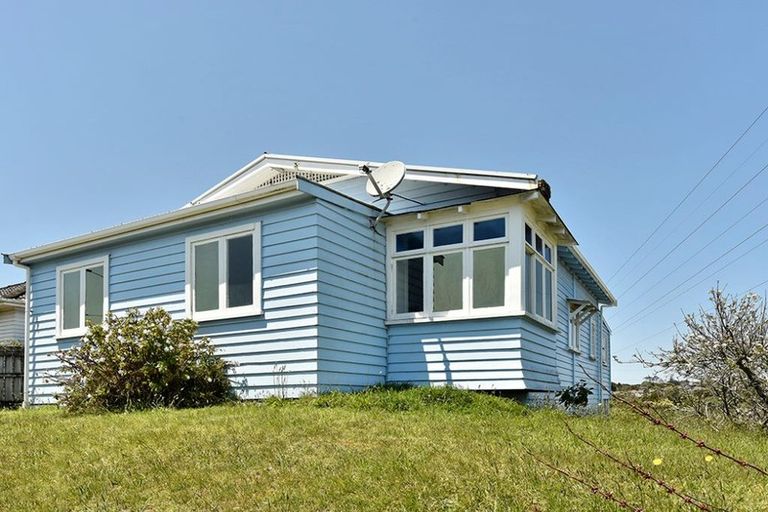 Photo of property in 76-80 Wolverton Street, Avondale, Auckland, 0600