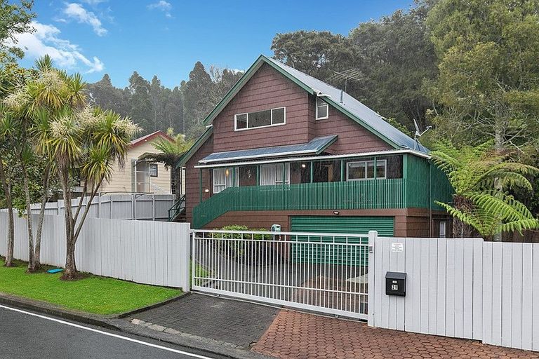Photo of property in 29 Wirihana Road, Titirangi, Auckland, 0604