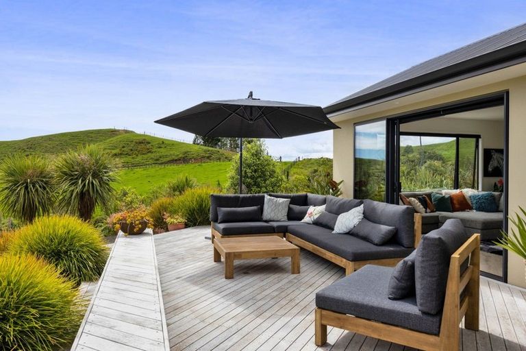 Photo of property in 511 Plymouth Road, Koru, New Plymouth, 4374