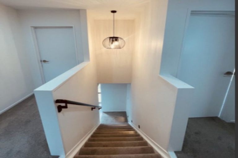 Photo of property in 4/2 Smiths Avenue, Papakura, 2110