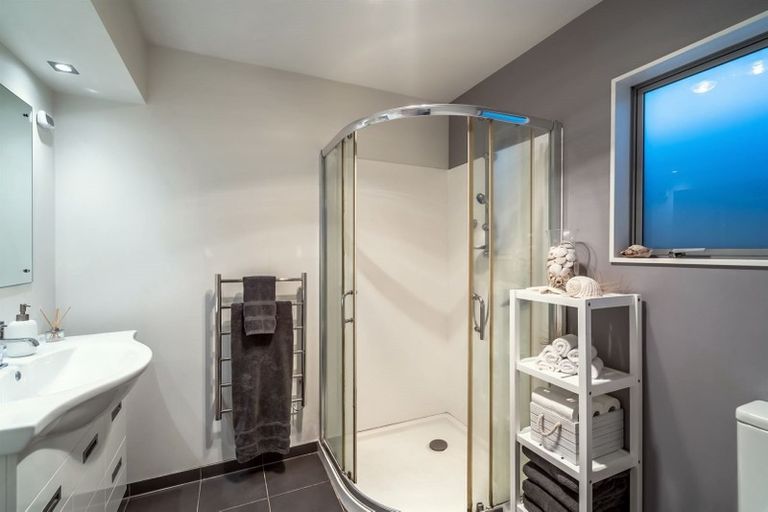 Photo of property in 300c Glenvar Road, Torbay, Auckland, 0630