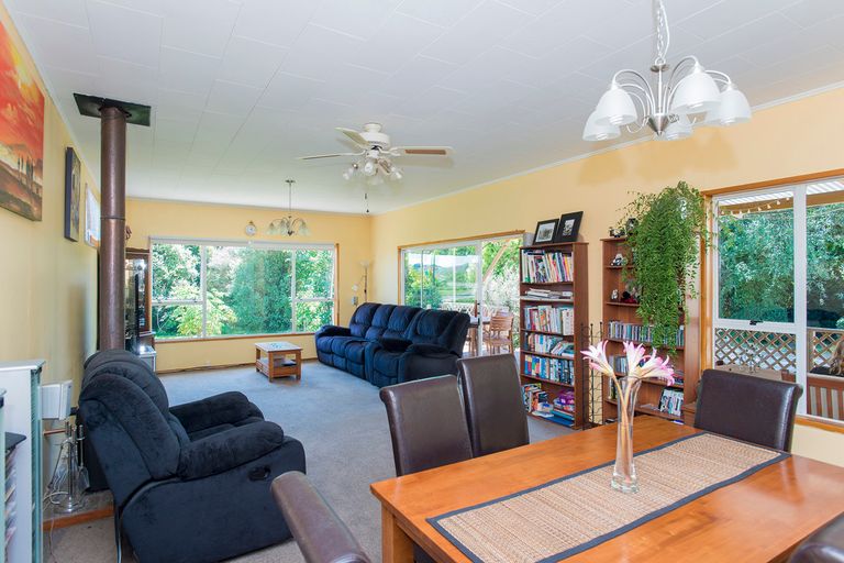 Photo of property in 7 Whitmore Road, Ormond, Gisborne, 4071