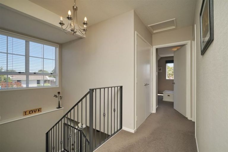 Photo of property in 6 Townshend Crescent, Halswell, Christchurch, 8025