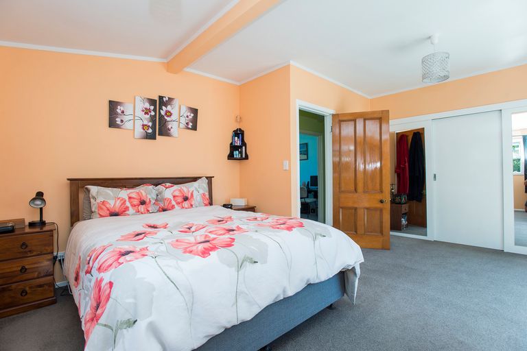 Photo of property in 7 Whitmore Road, Ormond, Gisborne, 4071