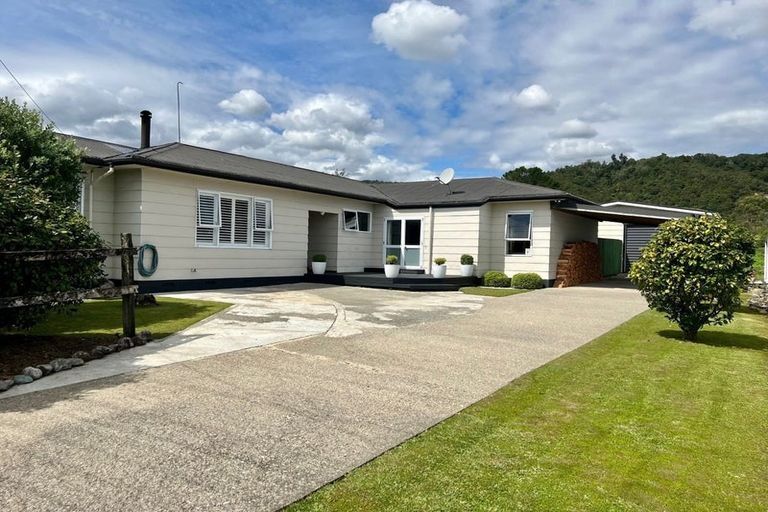 Photo of property in 62 Mcgill Street, Waimangaroa, Westport, 7891