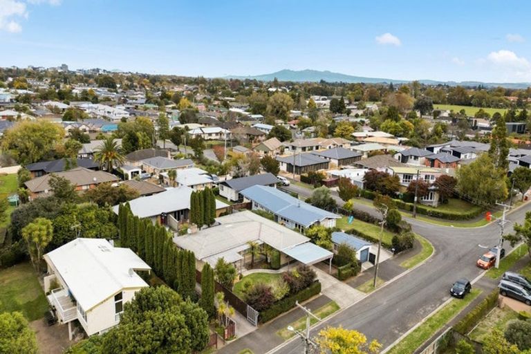 Photo of property in 18 Saint Pauls Road, Chartwell, Hamilton, 3210