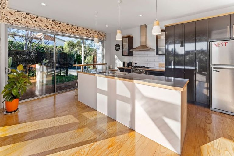 Photo of property in 1 Commodore Place, Britannia Heights, Nelson, 7010