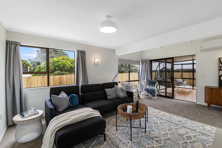 Photo of property in 189 Tutere Street, Waikanae Beach, Waikanae, 5036