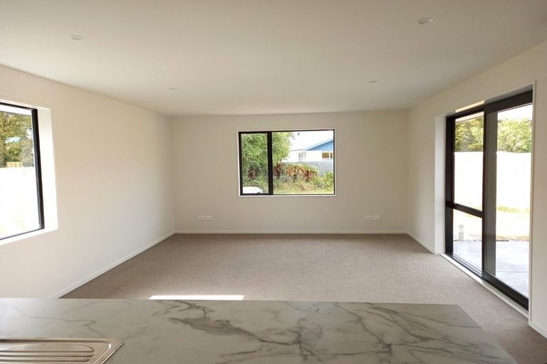 Photo of property in 80a Warren Crescent, Hillmorton, Christchurch, 8025
