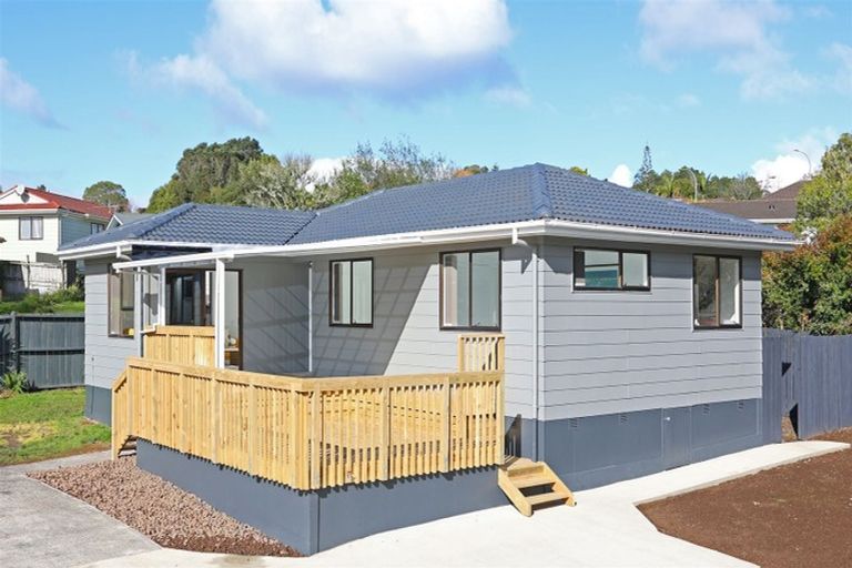 Photo of property in 93 Brunner Road, Glen Eden, Auckland, 0602