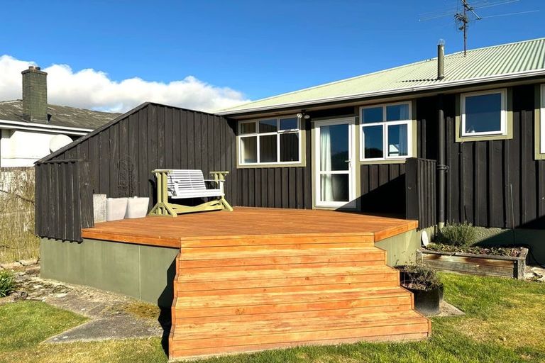 Photo of property in 17 Naish Street, Balclutha, 9230