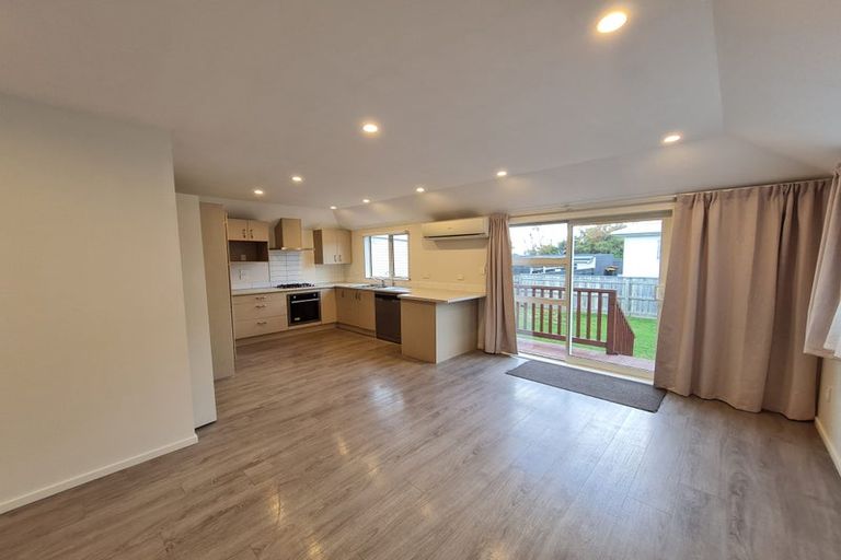 Photo of property in 13 Trent Street, Island Bay, Wellington, 6023