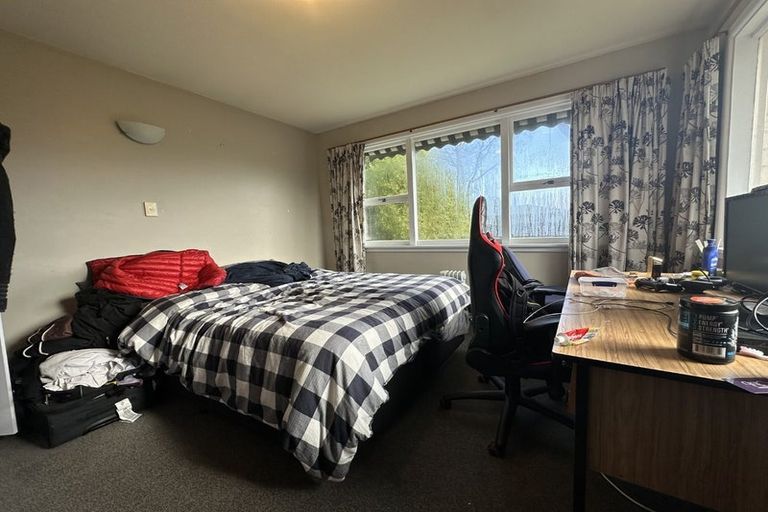 Photo of property in 8 Westmont Street, Ilam, Christchurch, 8041