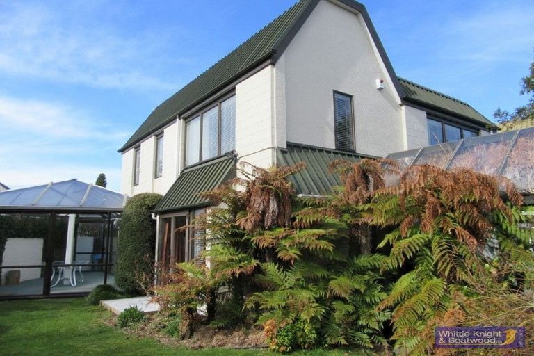 Photo of property in 1/10 Chevron Place, Ilam, Christchurch, 8041