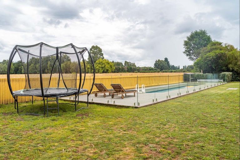 Photo of property in 26 Cotter Street, Greytown, 5712