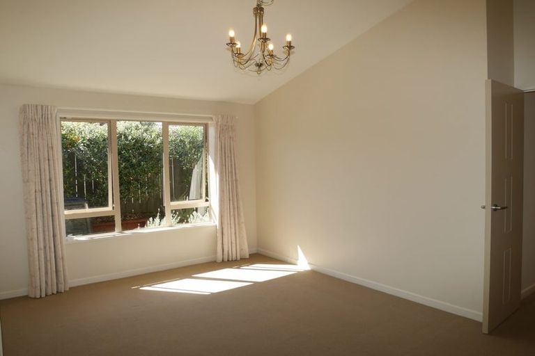 Photo of property in 19 Waterstone Avenue, Paraparaumu, 5032