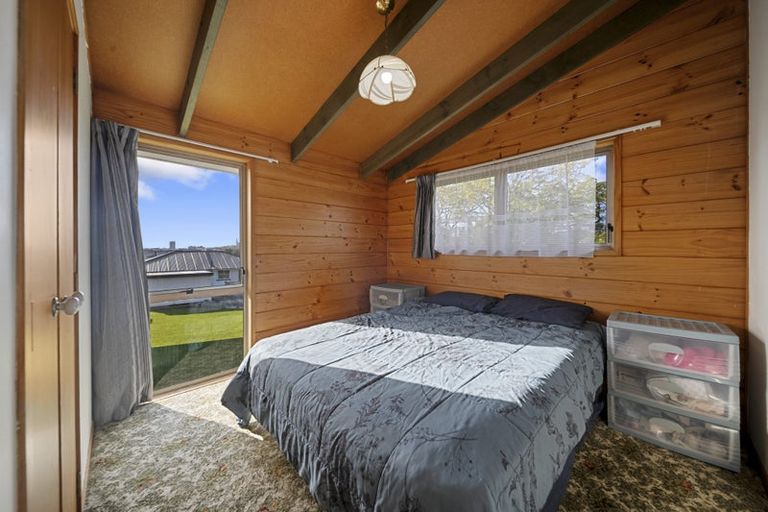 Photo of property in 27 Orams Road, Hillpark, Auckland, 2102