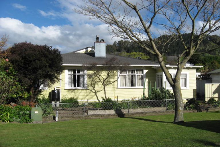 Photo of property in 3 Renwick Place, Nelson South, Nelson, 7010
