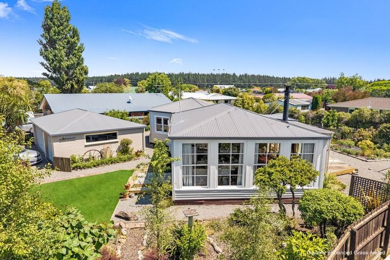 Photo of property in 22 Penfold Square, Leithfield, 7481