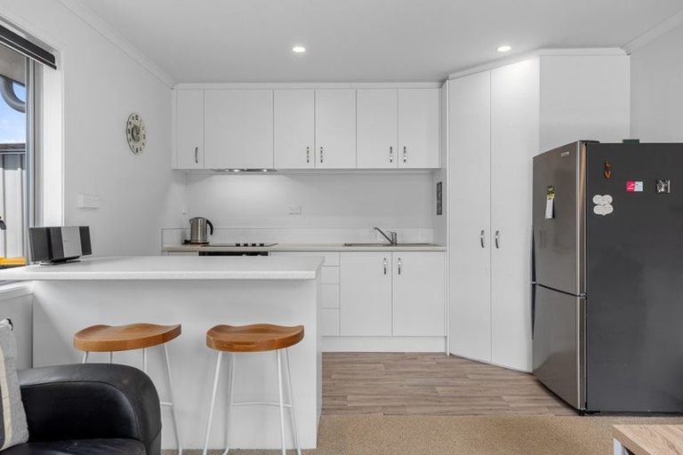 Photo of property in 3 Crest Way, Papamoa, 3118