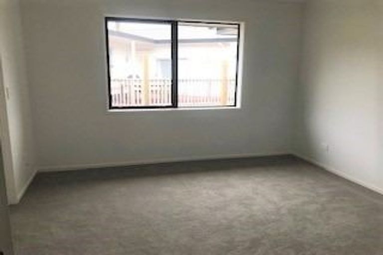 Photo of property in 13 Anglers Way, Omokoroa, 3114