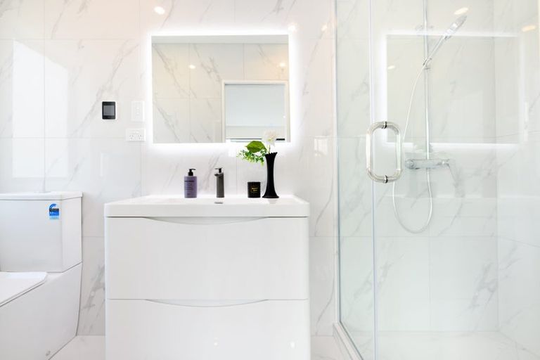 Photo of property in 5 Eric Gifford Drive, Ranui, Auckland, 0612