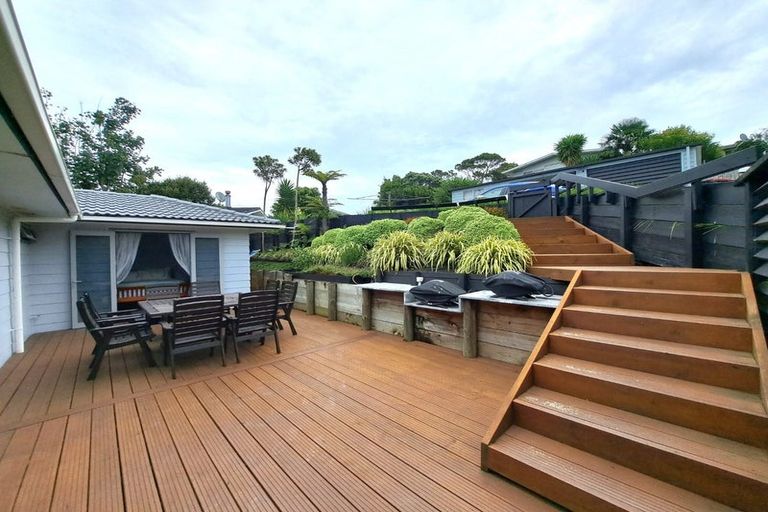 Photo of property in 118 Canongate Street, Birkdale, Auckland, 0626