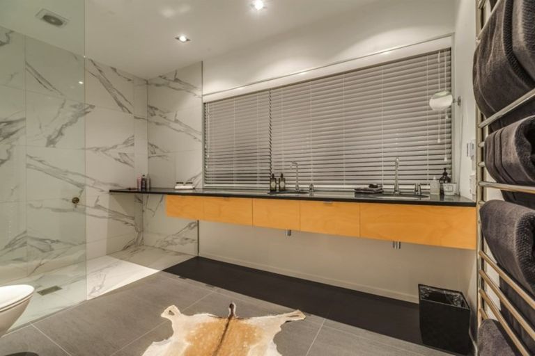 Photo of property in 39 Taumata Road, Omaha, 0986