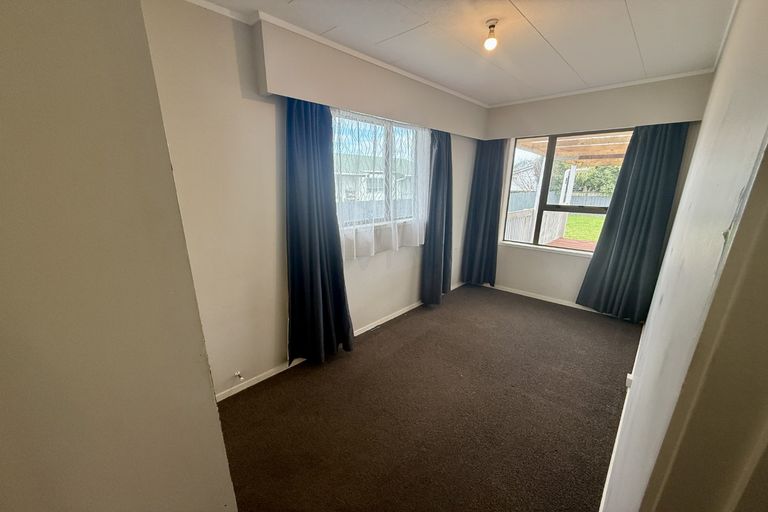 Photo of property in 30 Bunnythorpe Road, Papakura, 2110