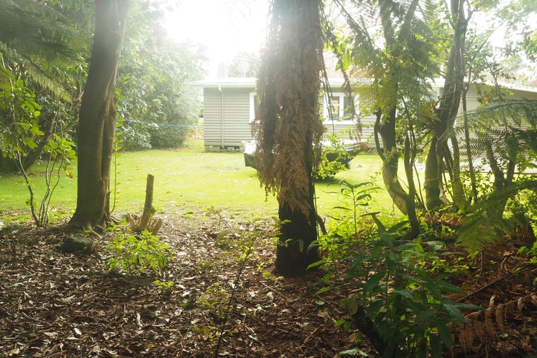 Photo of property in 19 Arapera Road, Hatepe, Turangi, 3382