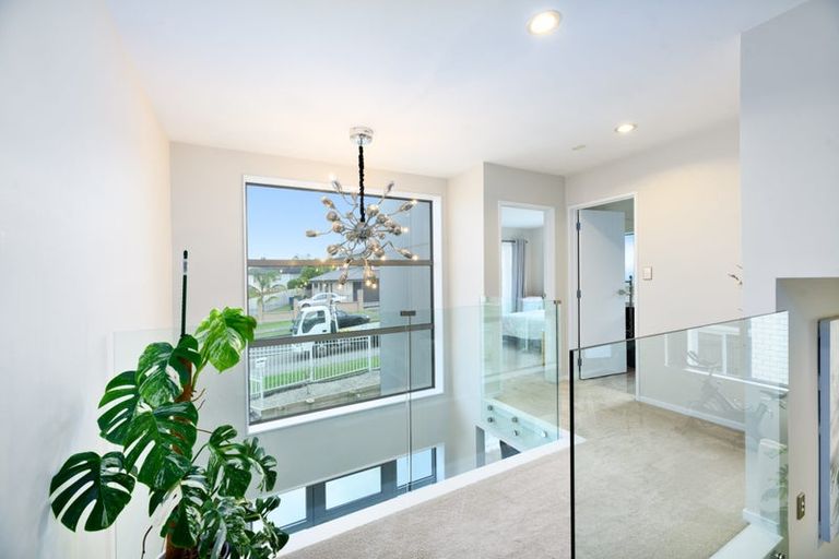 Photo of property in 10 Sauvignon Avenue, Ranui, Auckland, 0612