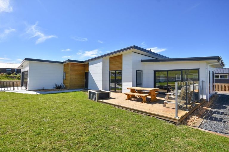 Photo of property in 2 Monterey Drive, Balclutha, 9230