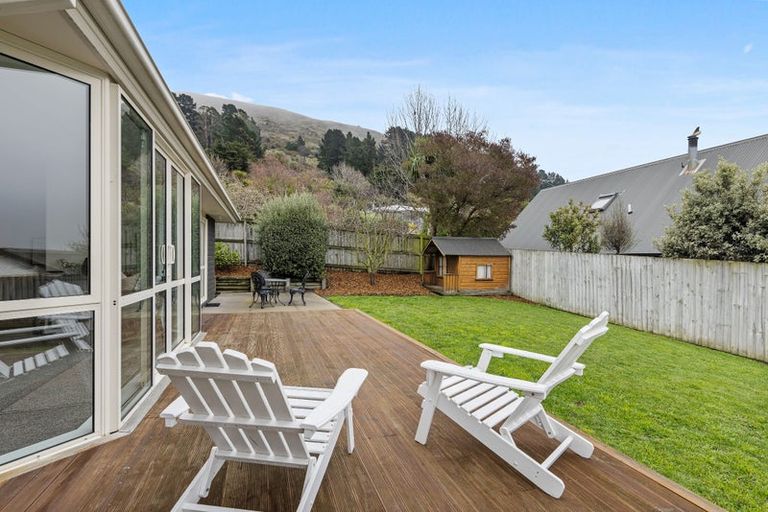 Photo of property in 5 Gilders Grove, Heathcote Valley, Christchurch, 8022