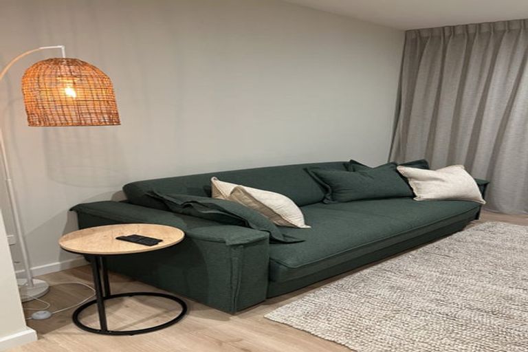 Photo of property in 120 Burdon Loop, Lake Hawea, 9382