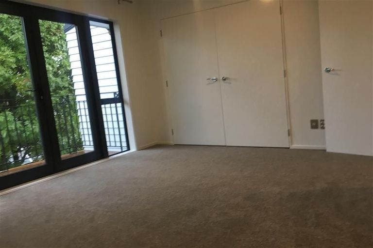 Photo of property in Greenwich Apartments, 36/3 Burton Street, Grafton, Auckland, 1010