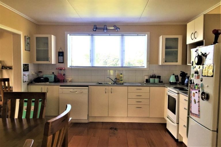 Photo of property in 2 Walker Terrace, Te Kopuru, 0391