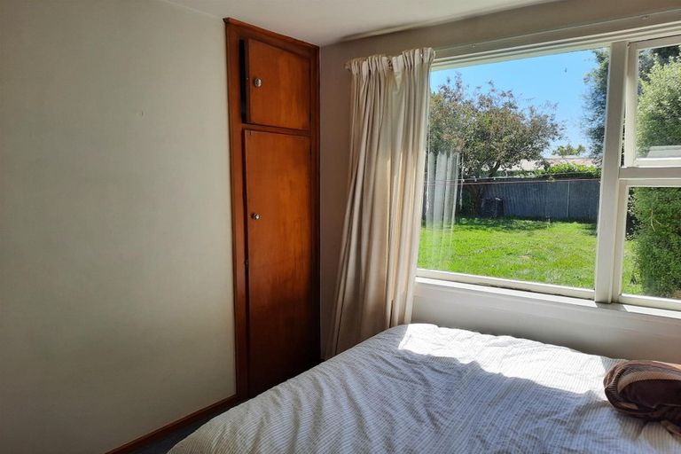 Photo of property in 2/5 Daniels Road, Redwood, Christchurch, 8051